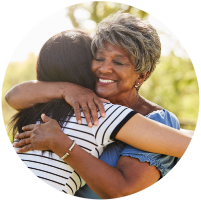 meals for moms 3 senior mother hugging her daughter